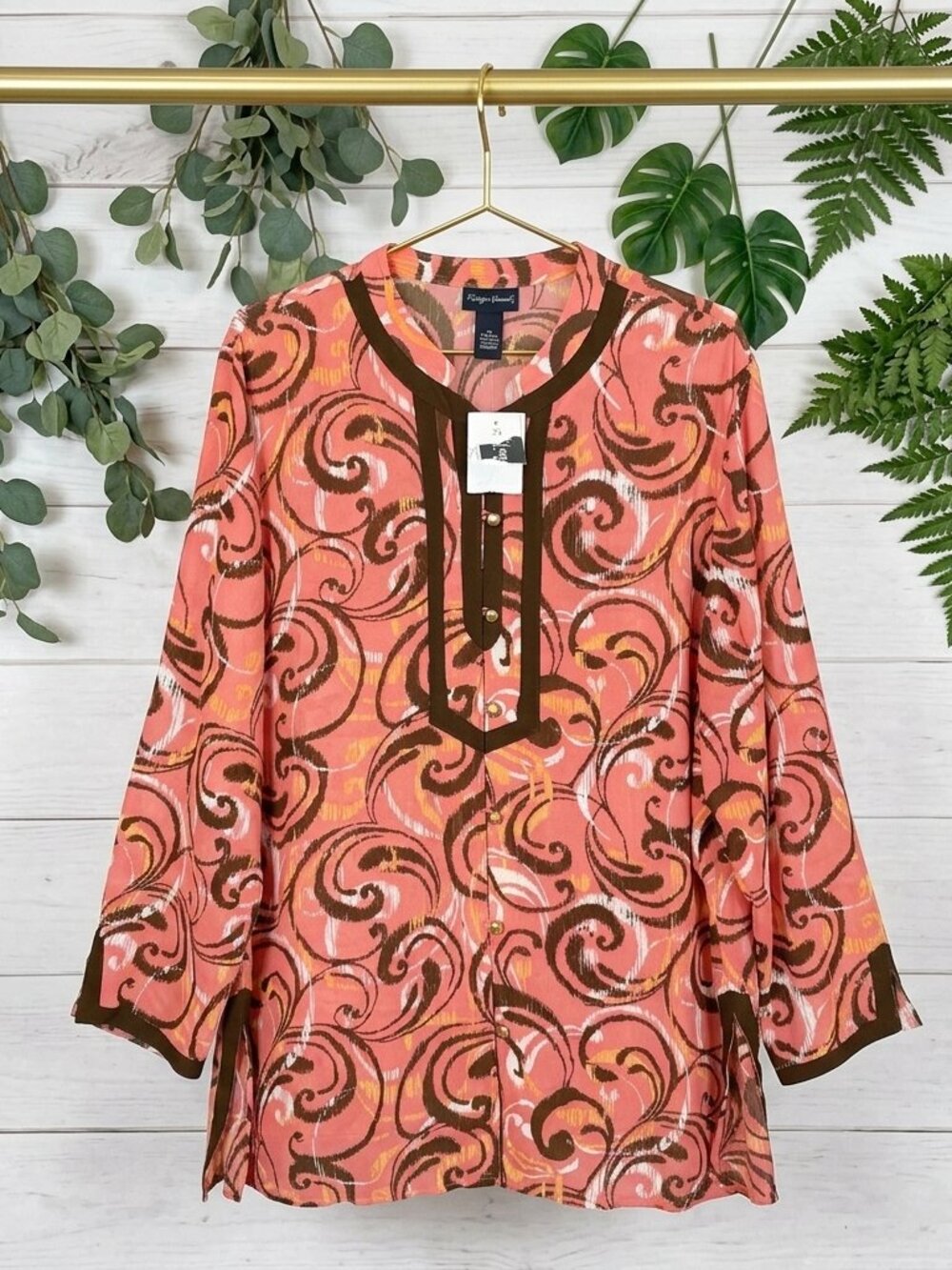 NWT Maggie Barnes Top 2X Artsy Tunic Lightweight Semisheer Gold Buttons Sleeves